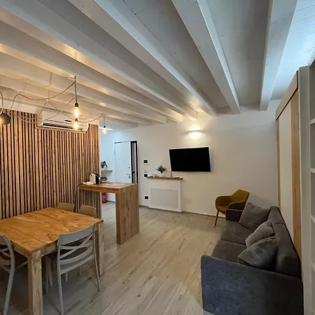 Demithos House *